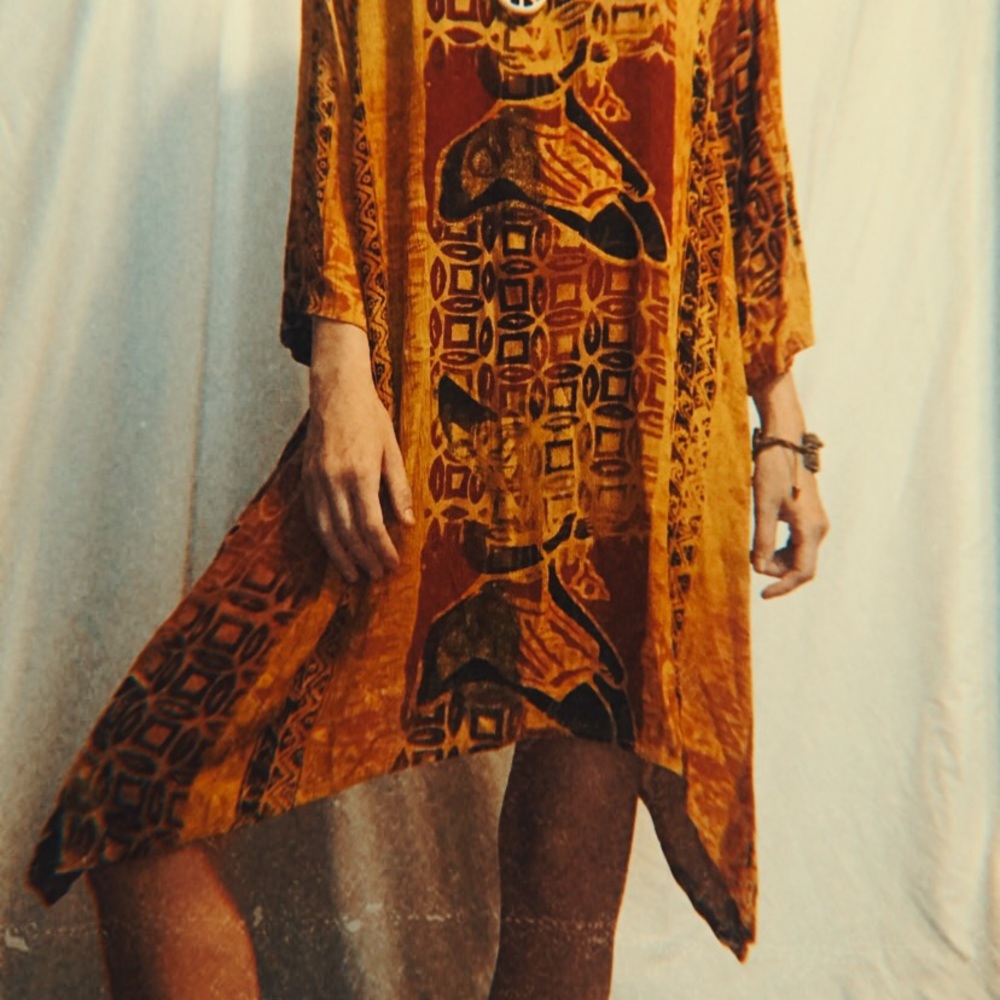 vintage boho tunic🧡💛❤️🖤 - Picture 2 of 3